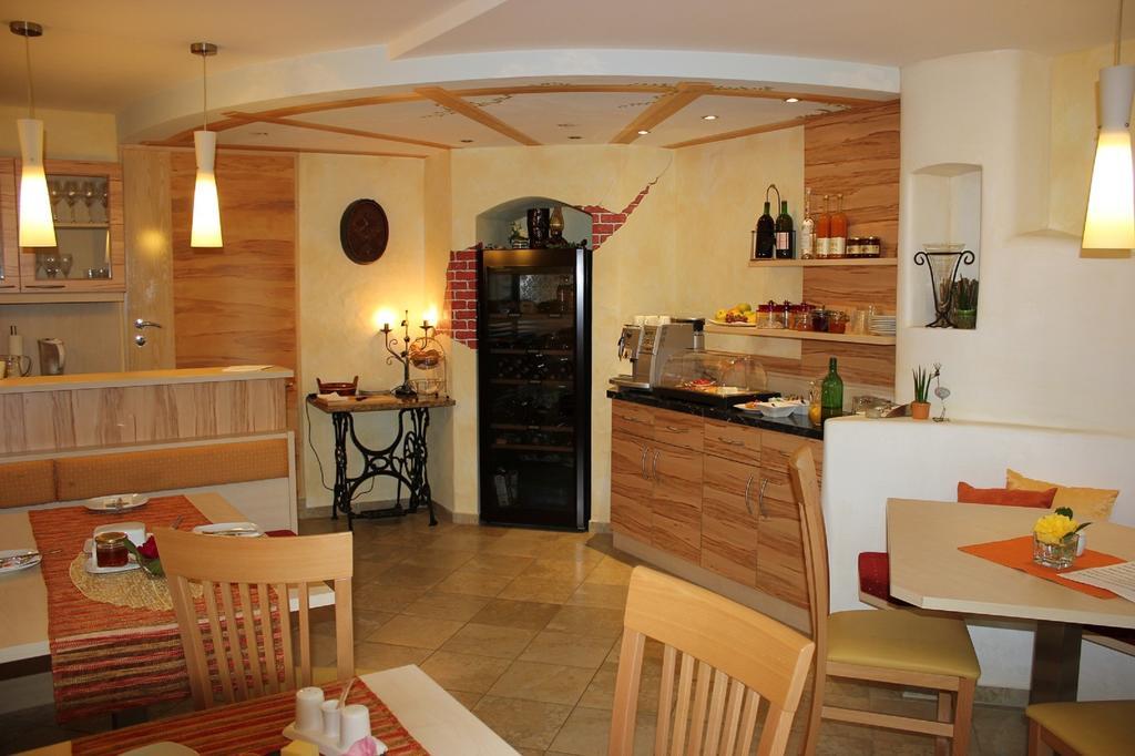 Privatzimmer Langthaler Melk Esterno foto